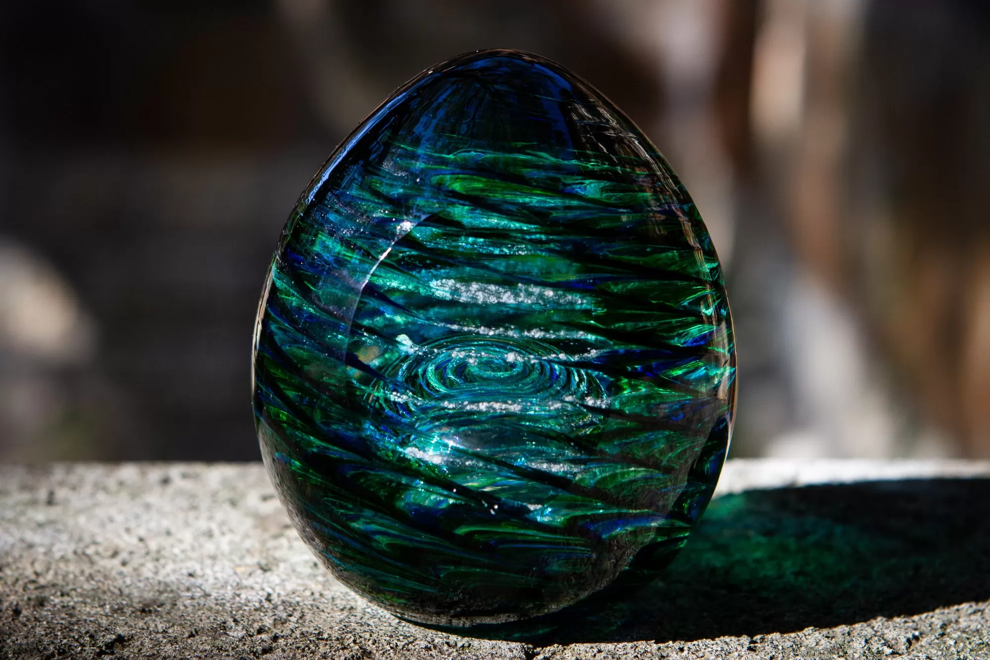 Ribbed Spiral Optic Egg with Cremains