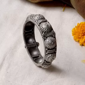 Teejh Siara Silver Oxidised Bangle